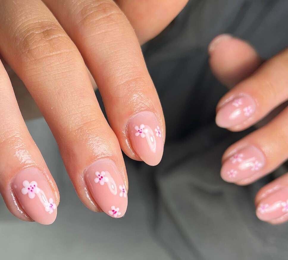 soft cherry blossom nail ideas