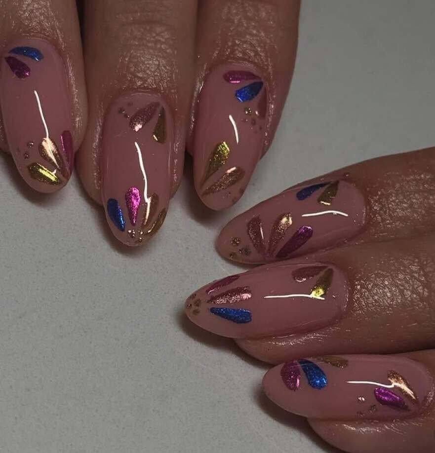 overlay nails almond shape