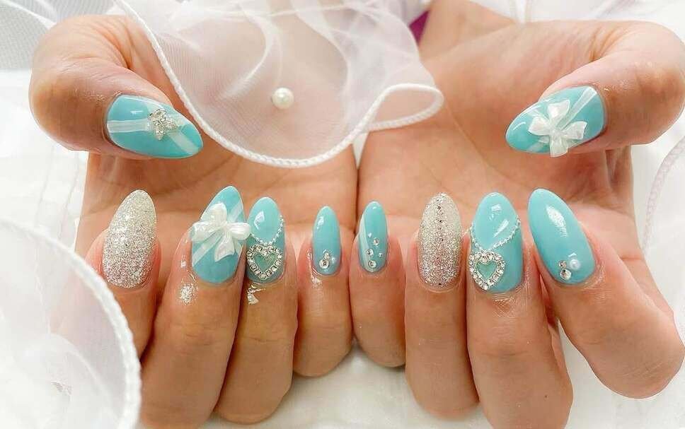 tiffany blue nails with white details