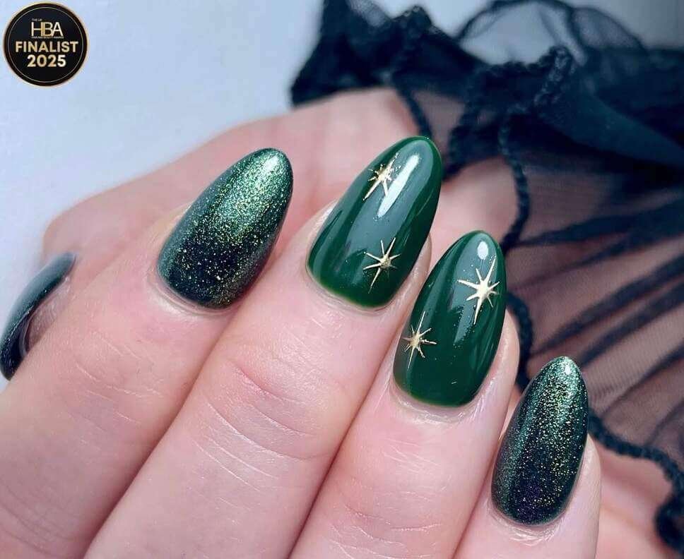 Christmas nail designs green