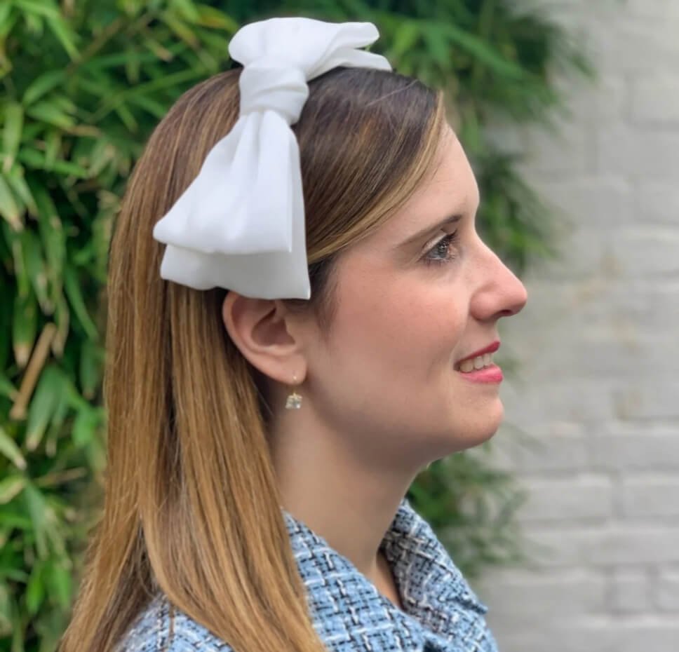 bow headband hairstyle