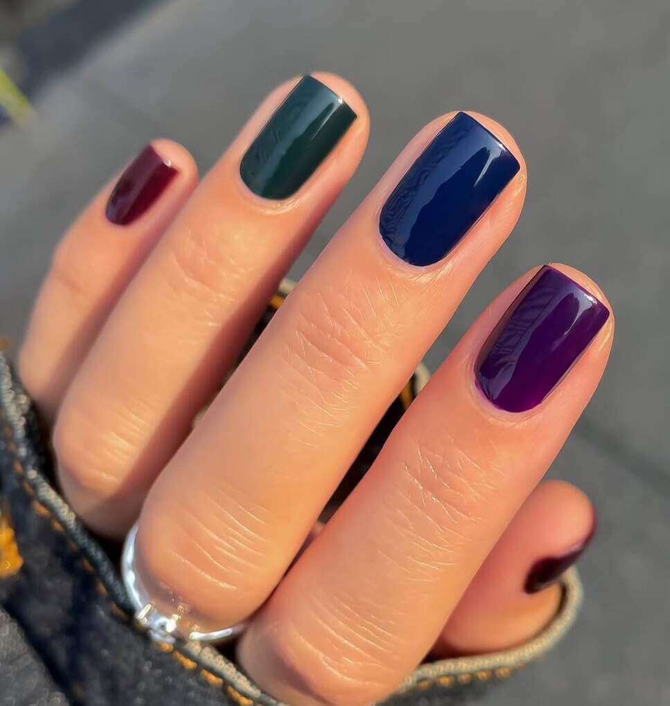 dark fall nails short