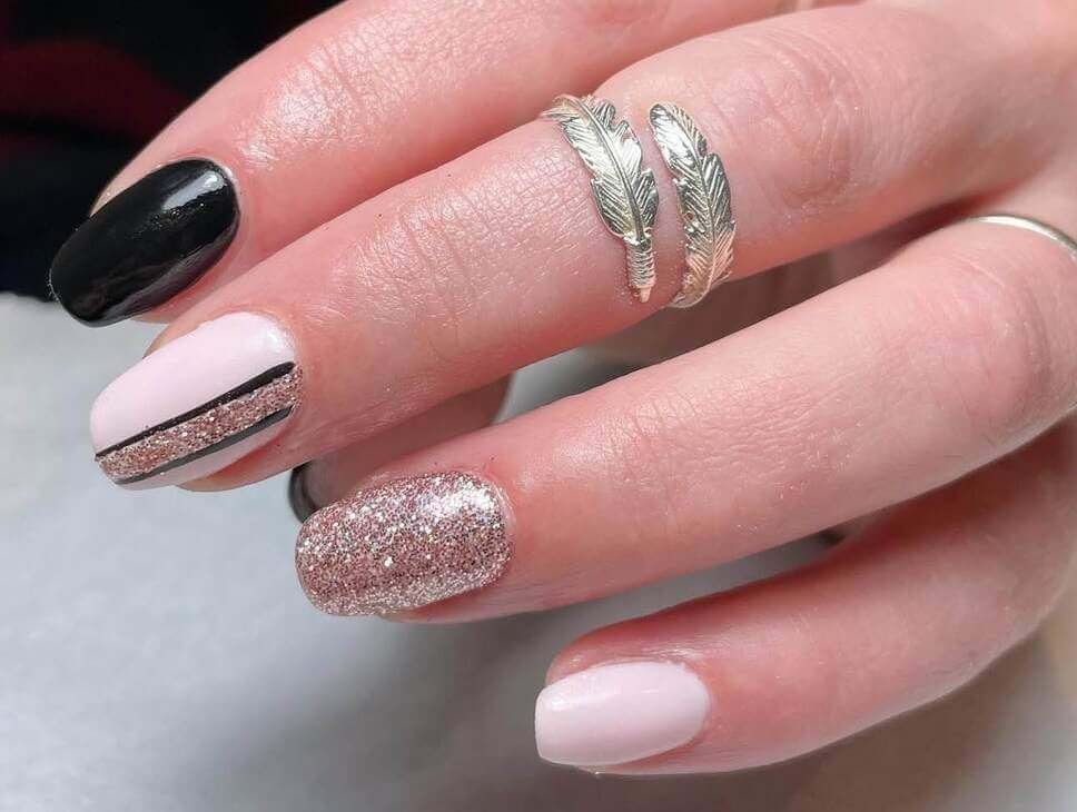 glitter new year nail designs 