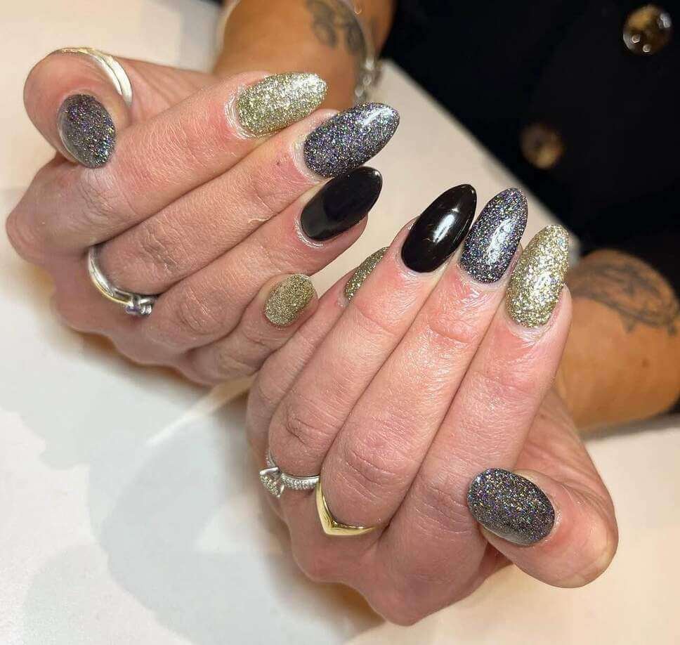 glitter new year nail designs 
