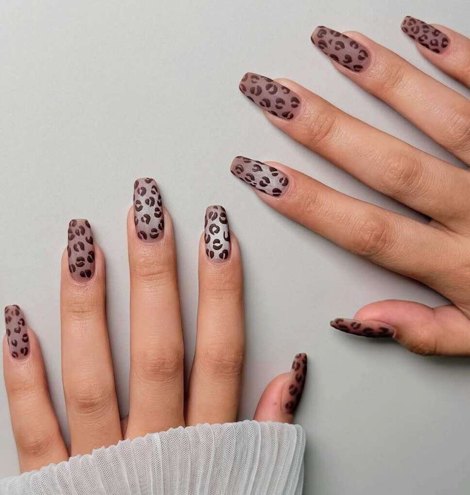 leopard lip nail ideas