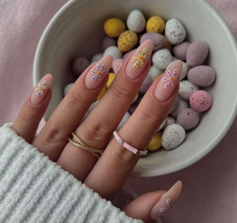 almond daisy nails