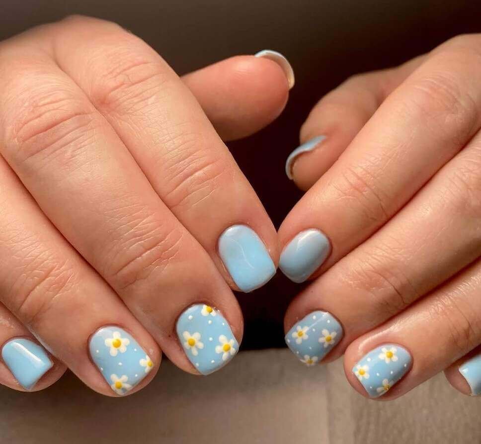 blue daisy nail designs 