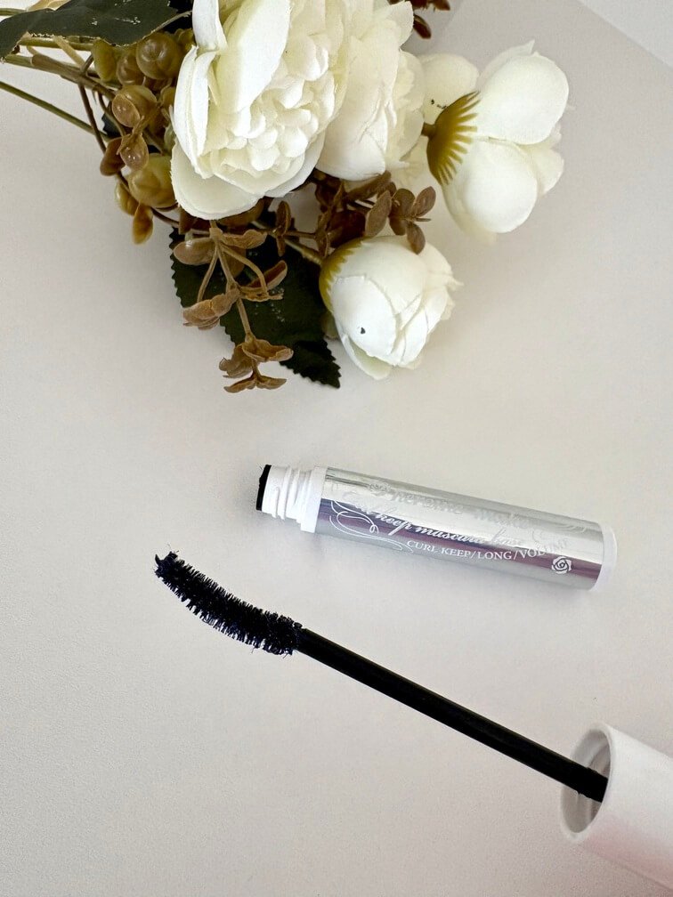 Heroine Make Curl Keep Mascara Base Review