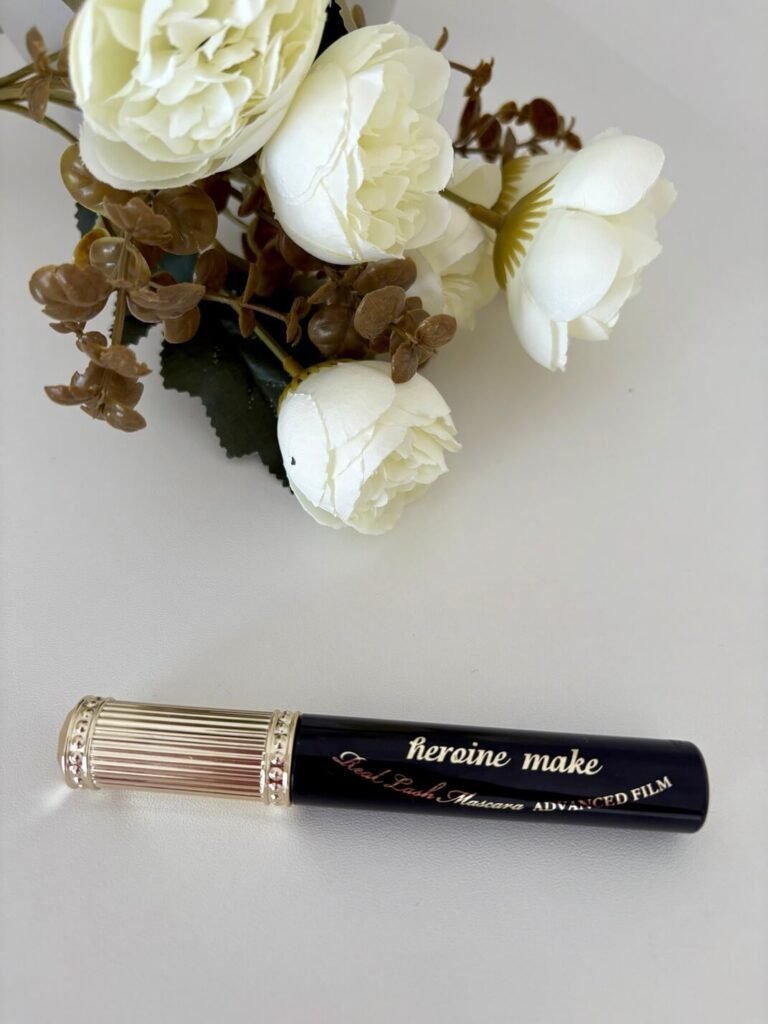 Heroine Make Real Lash Mascara Advanced Film review