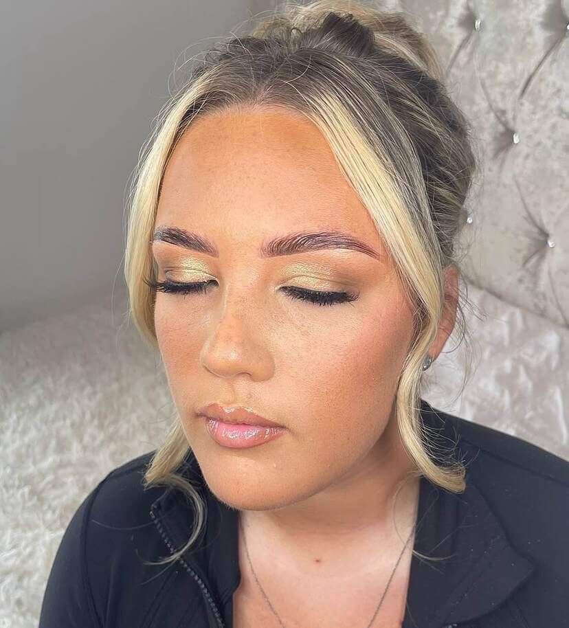 wedding guest makeup ideas for blondes