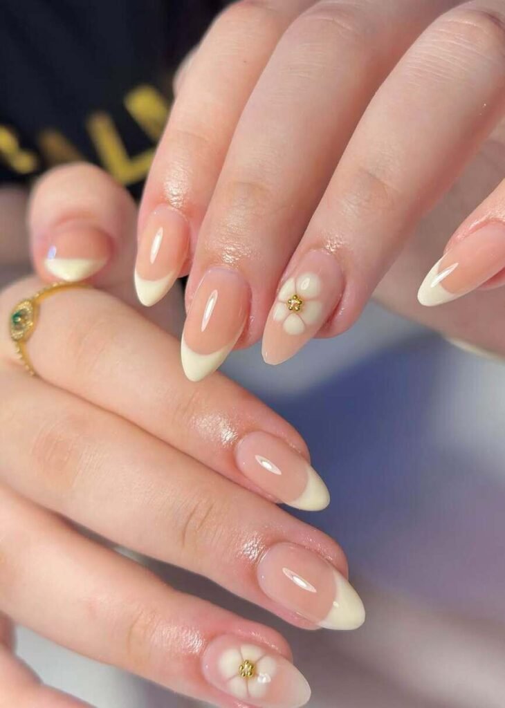 Summer wedding nails