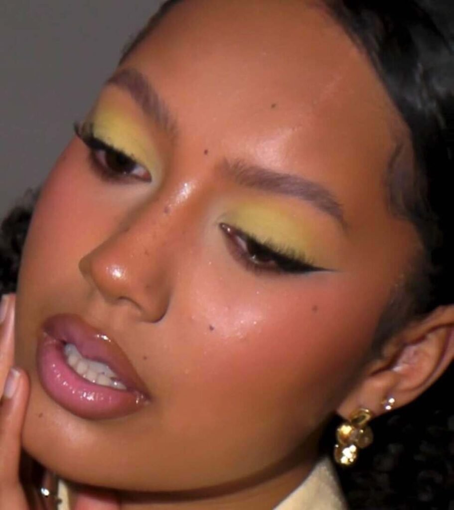y2k makeup looks 
