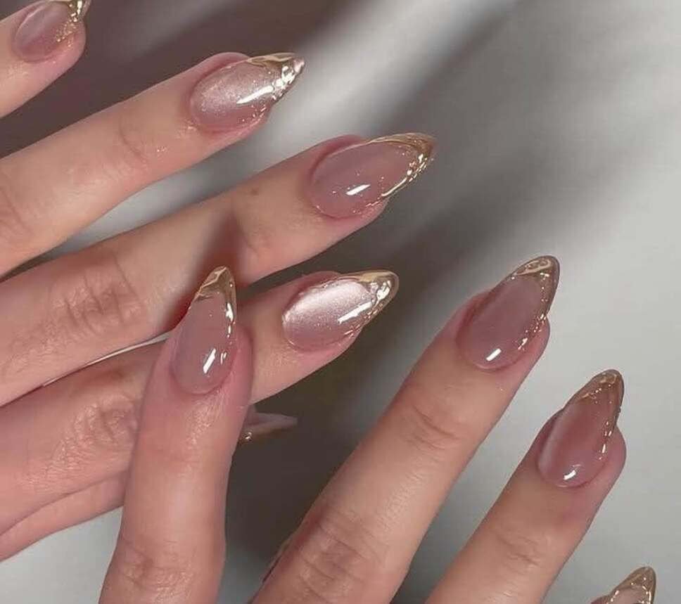 cat eye nail designs