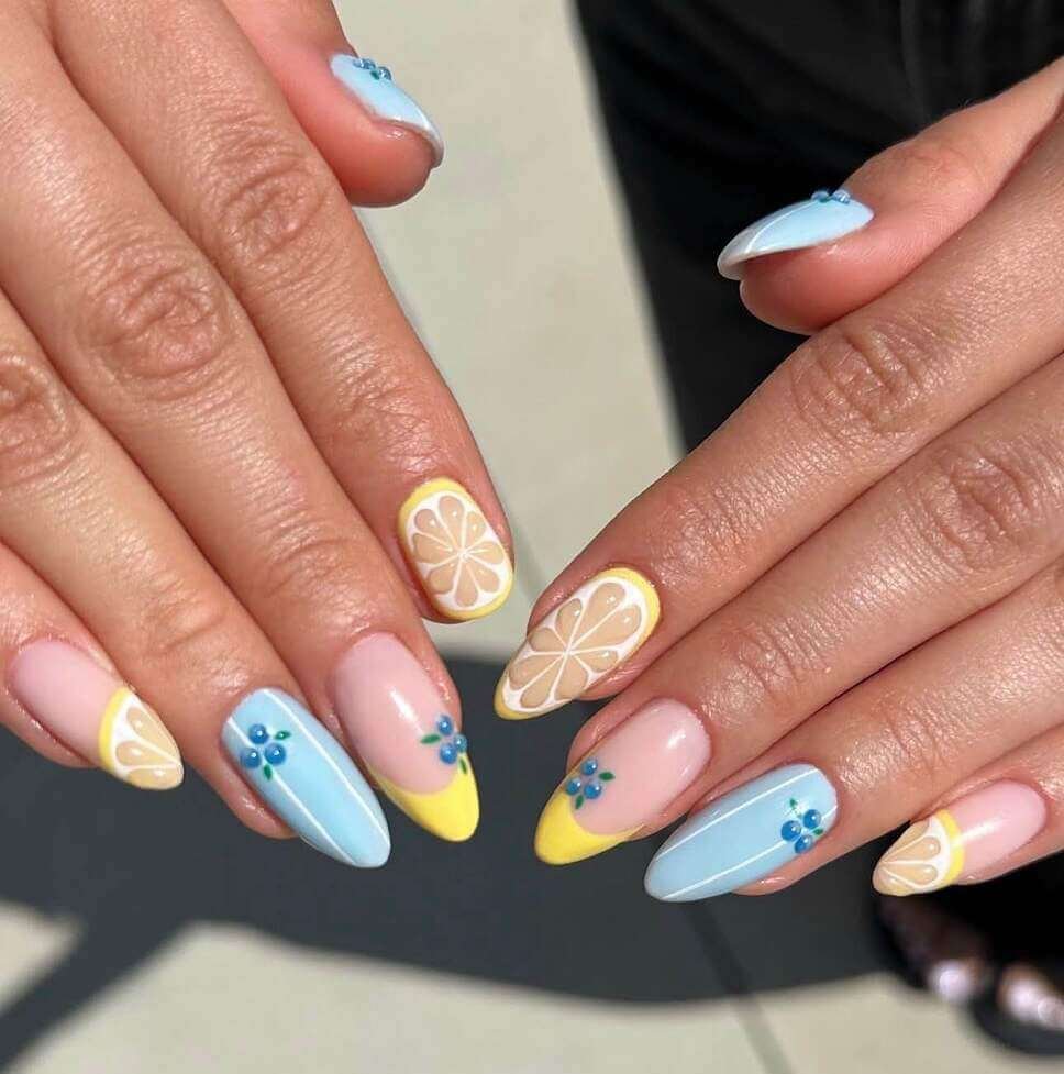 summer french tip nails 