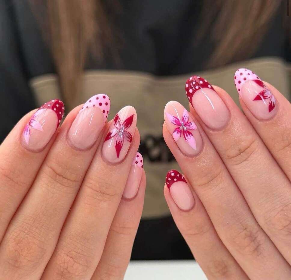 summer french tip nails 