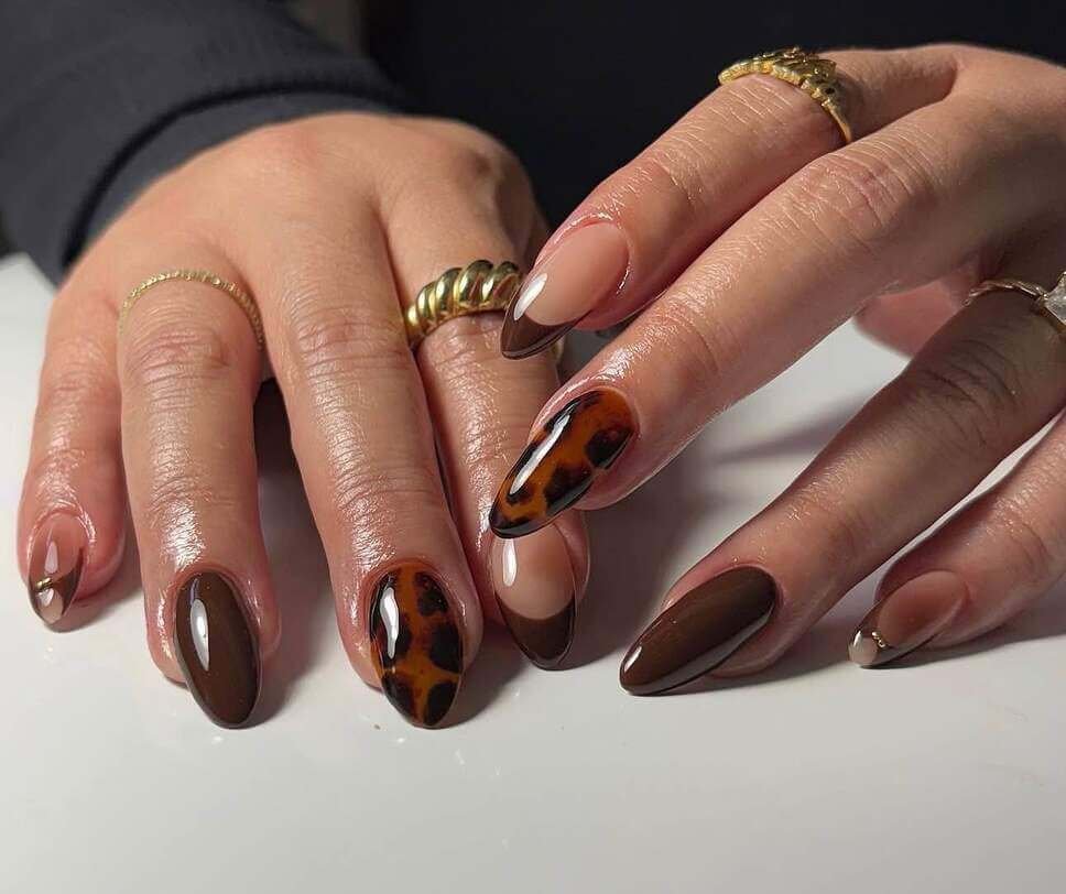 brown fall nails 