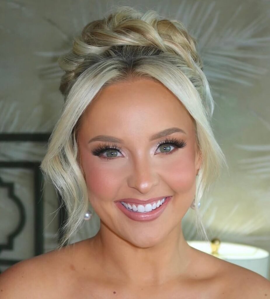 fall wedding makeup looks for blondes