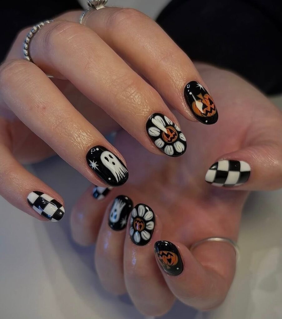 black halloween nails