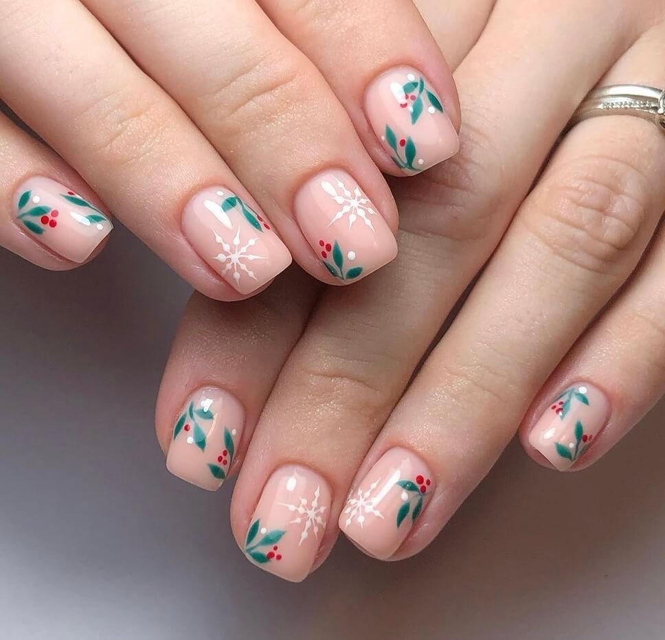Short christmas nails