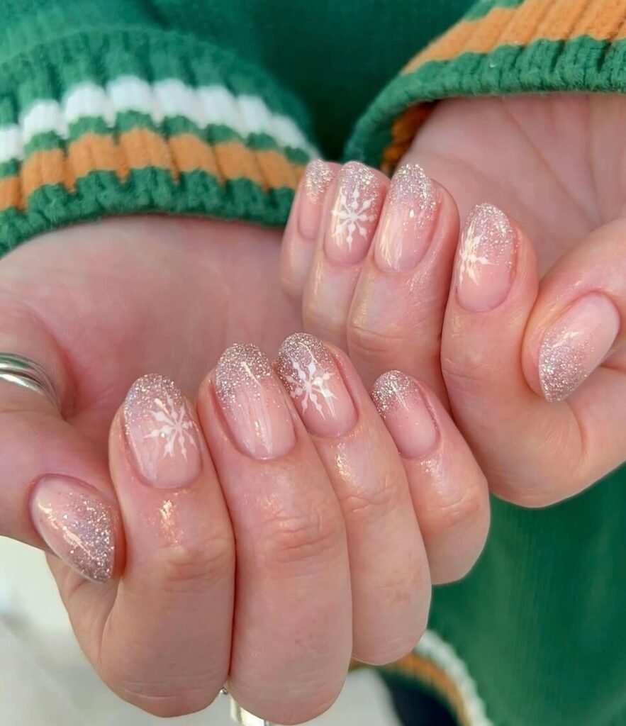 Short christmas nails