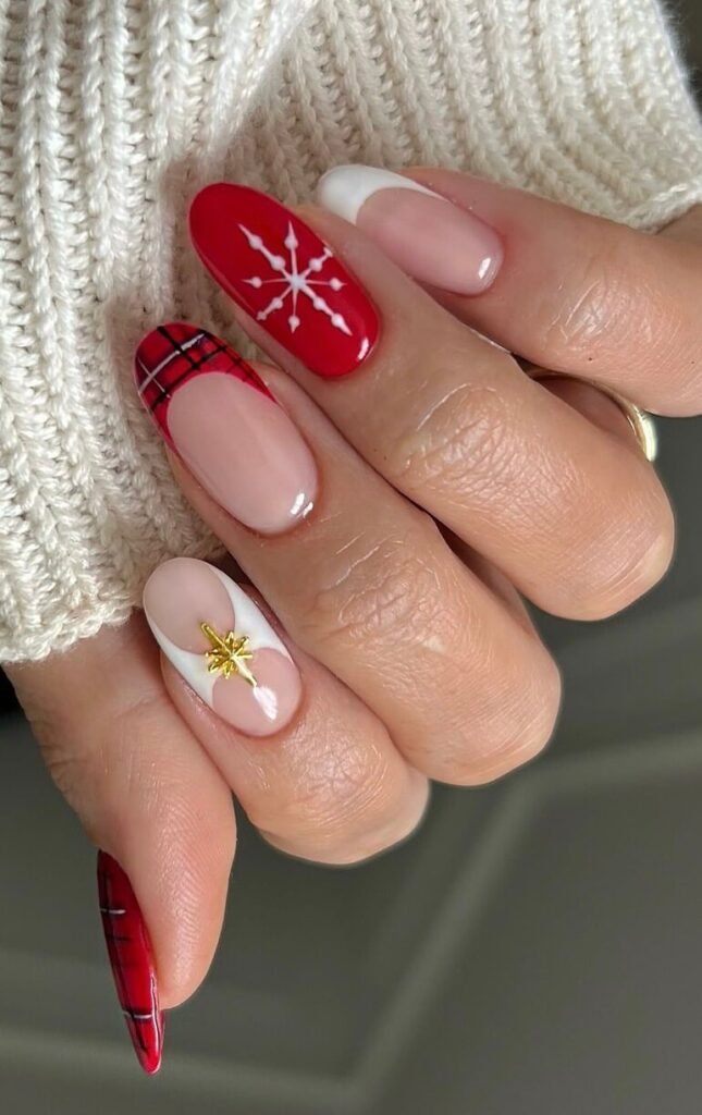 red christmas nails