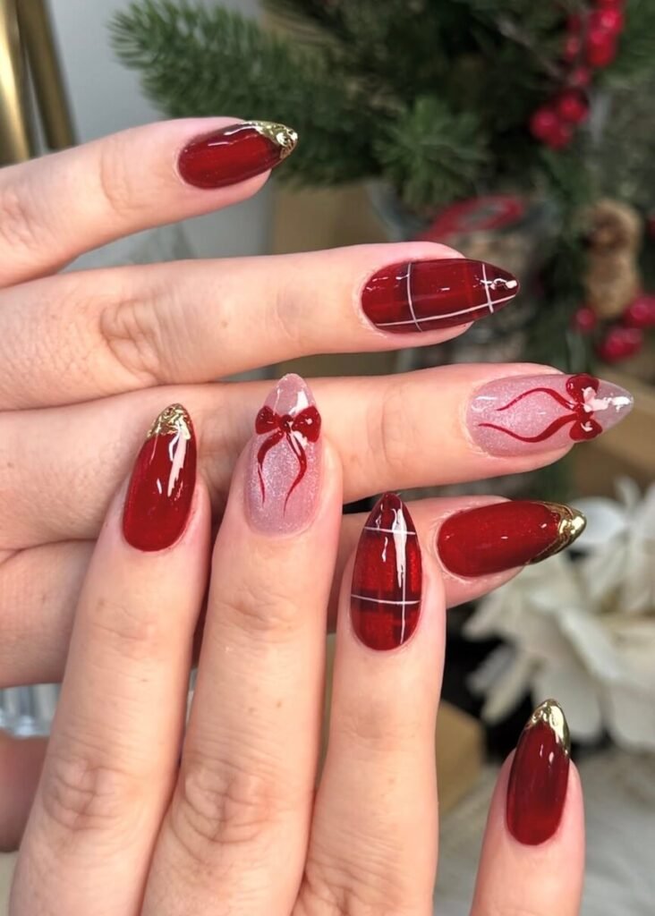red christmas nails
