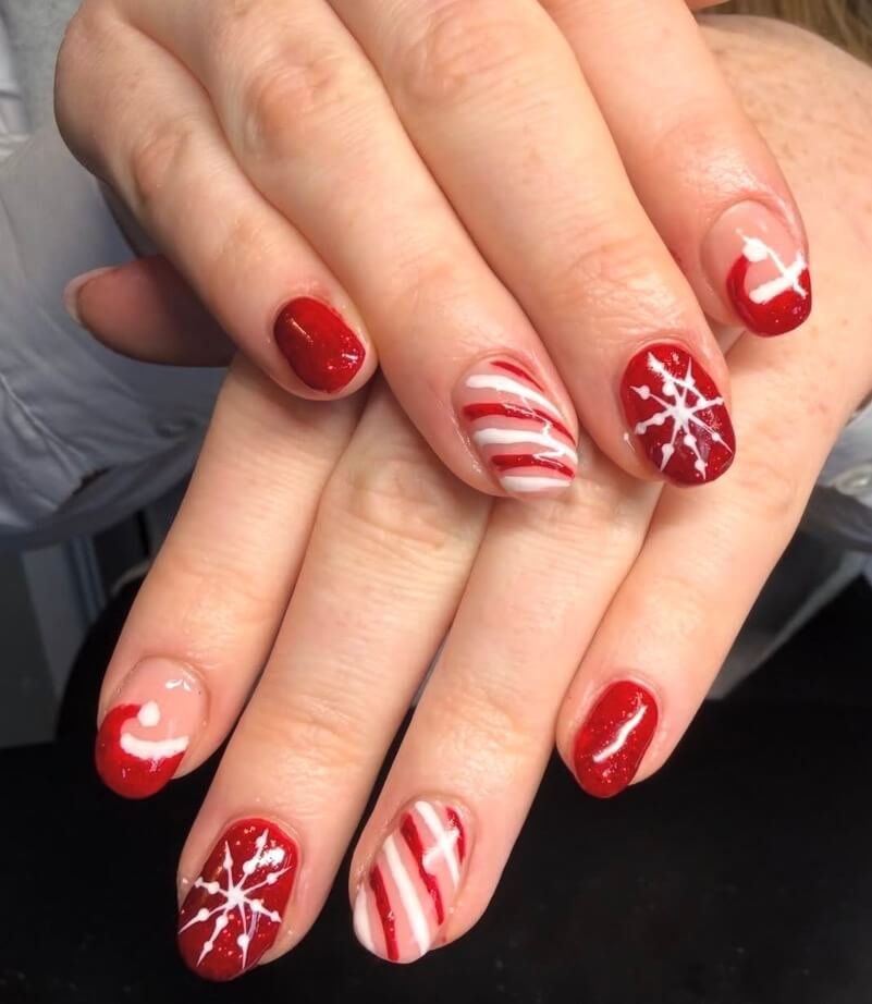 short red christmas nails